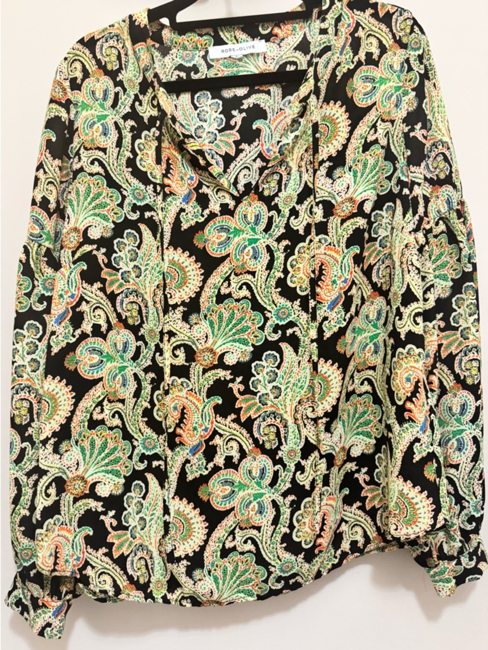 ✨ Rose & Olive Printed Blouse – Effortless Elegance - Picture 4 of 8